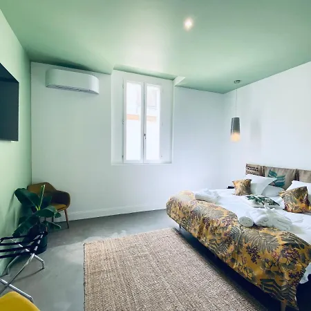 Apartment La Palmer Le 50 And *